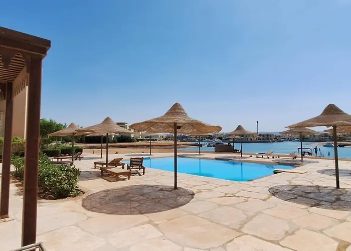 El Gouna Fanadir, 2br Lagoon Overlooking Pool *