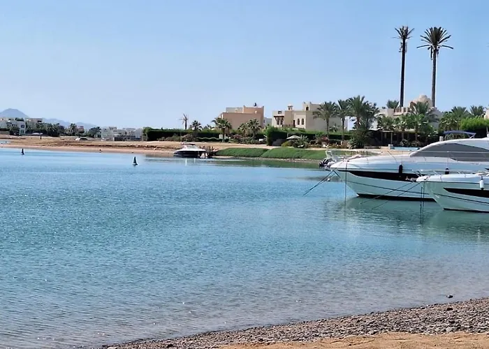 El Gouna Fanadir, 2br Lagoon Overlooking Pool Ferienhaus